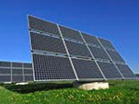 太阳能光伏行业系统功能结构设计：提高质量控制和生产数据管理